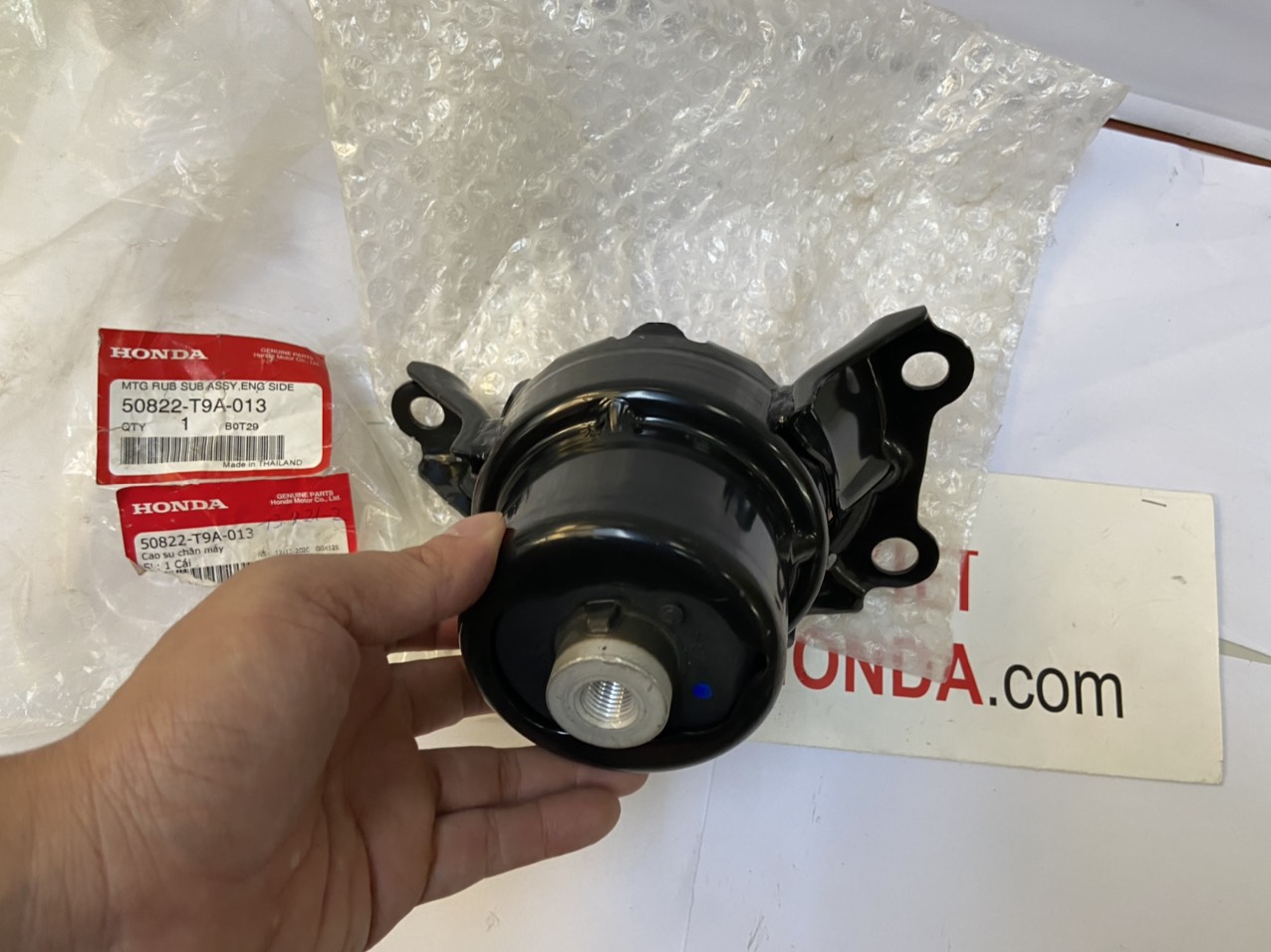 Chân máy dầu xe Honda CITY